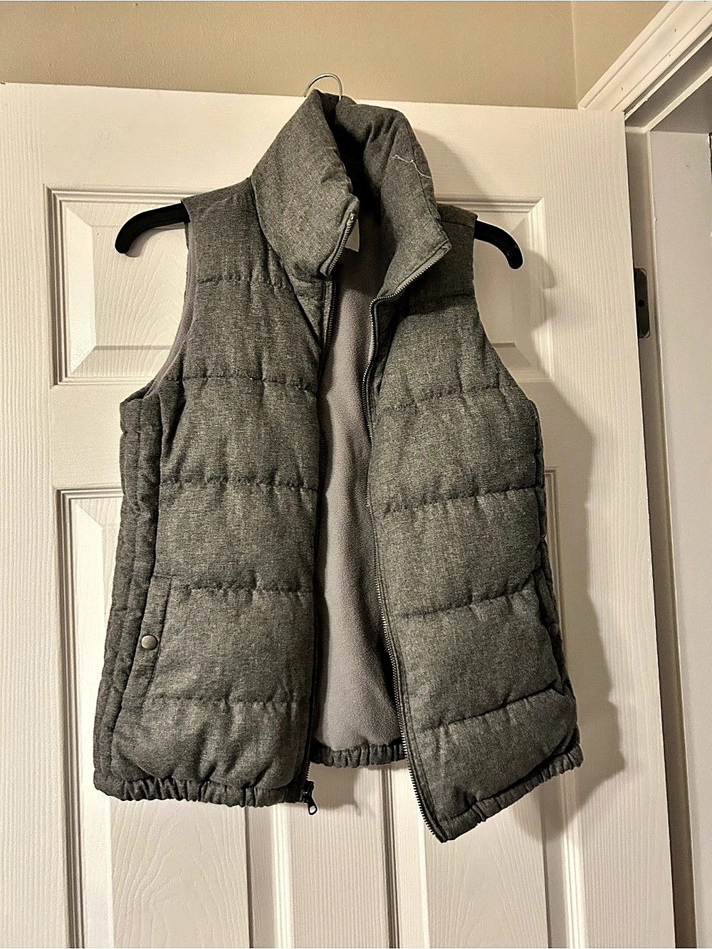 Old Navy Frost-Free Puffer Vest Quilted Gray Size XS